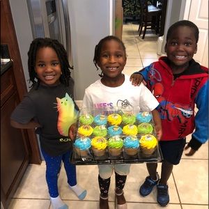 Meet your Posher, Olivia